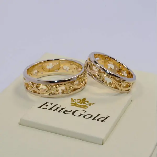 Author's wedding rings Deborah