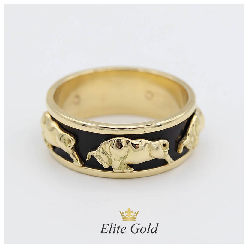 кольцо Buffalo с черной эмалью в лимоном золоте 750 пробы