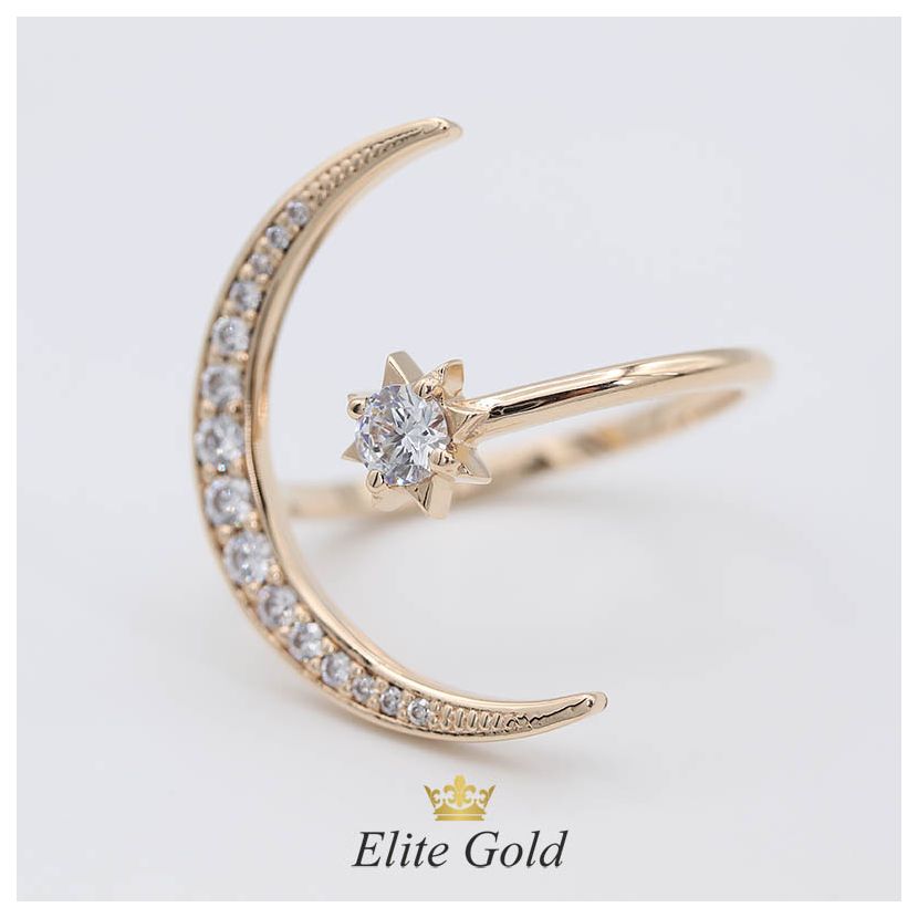 кольцо Selene в виде полумесяца и звезды в белом золоте