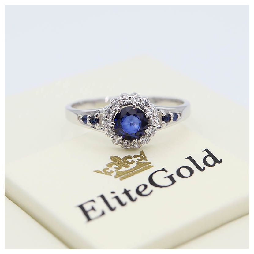 кольцо Milena в белом золоте с синими и белыми камнями