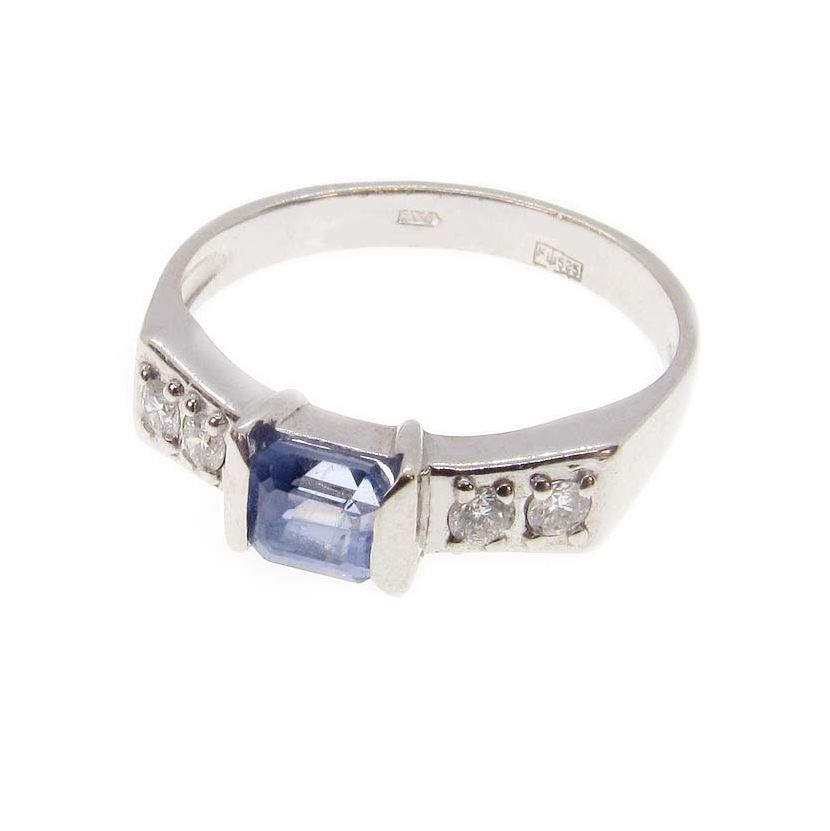 кольцо Belicia с сапфиром и бриллиантами