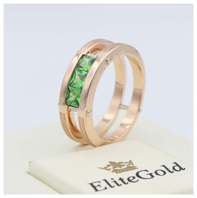 кольцо Ambassador с зелеными камнями в красном и белом золоте
